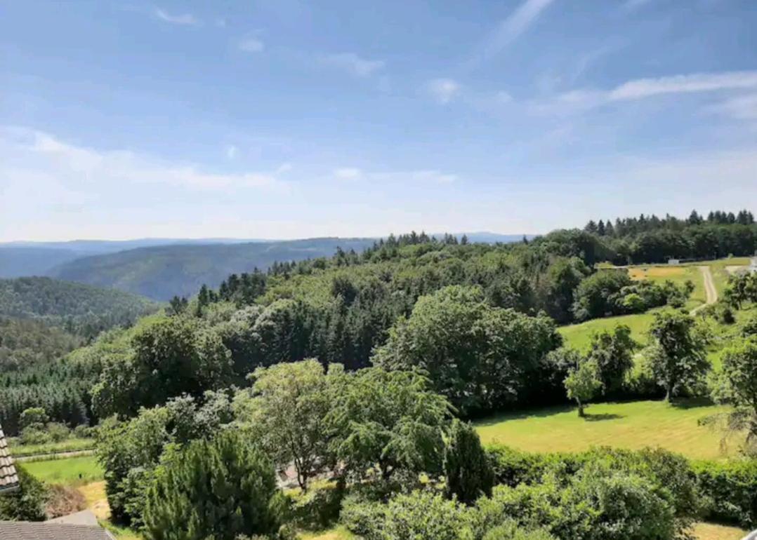 شقة Ferien In Der Eifel Berg  المظهر الخارجي الصورة